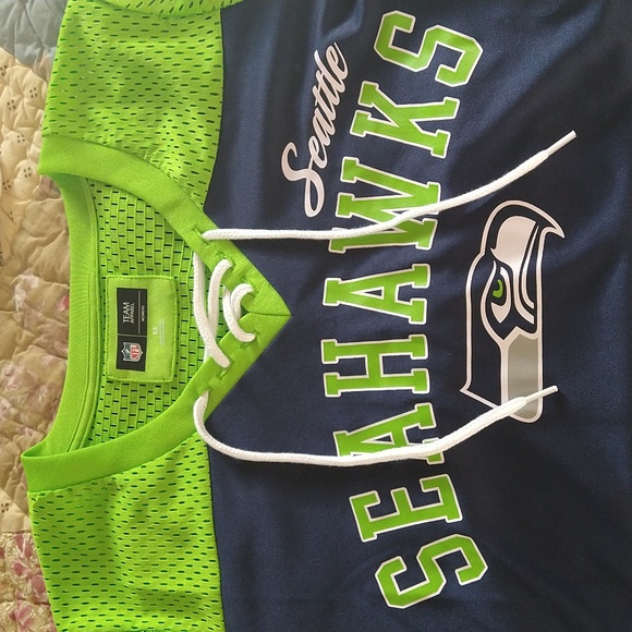 *ATTENTION SEAHAWK FANS* Women's Seahawk Shirt with Lace Up Detailing, Size M - Picture 3 of 4